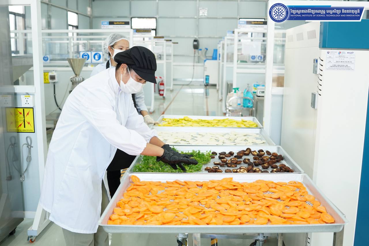 Cambodia-Korea Food Processing TASK Center (FTC) Continues to Create New Opportunities for Local Handicrafts/Enterprises in Product Development and Processing