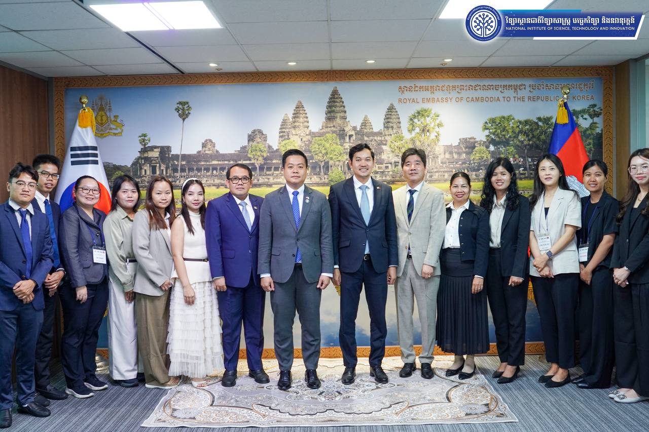 Courtesy Visit and Working Discussion with the Cambodian Ambassador to the Republic of Korea